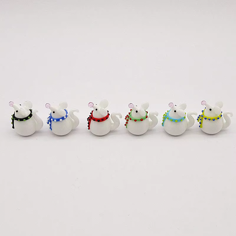Figurines de souris en verre de Murano faites à la main, symbole du Nouvel An 2026, ornement de Noël, décoration de la maison, animaux miniatures mignons, statue de rat en verre