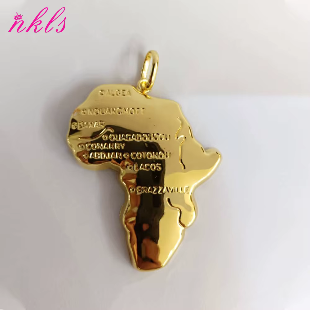 Carte de mode du pendentif africain couleur or Hip Hop femmes hommes collier populaire pendentif de luxe en acier inoxydable chaîne de cuivre bijoux