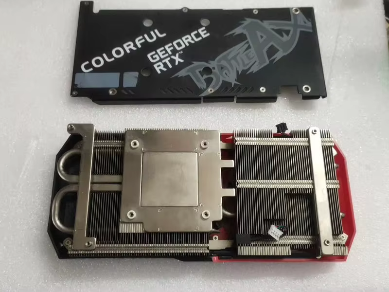 Le refroidisseur de radiateur pour carte graphique Colorful RTX3060ti RTX3060 DUO