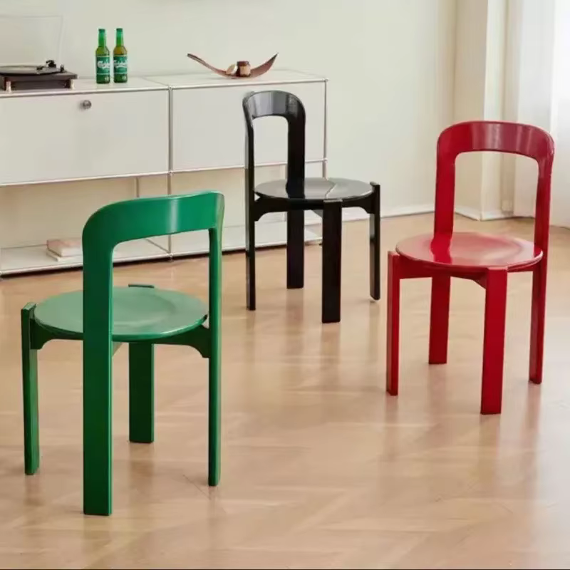 Chaise de salle à manger minimaliste moderne en résine moulée, Design intégré, Options de couleurs multiples, chaise d'appoint robuste pour salle à manger