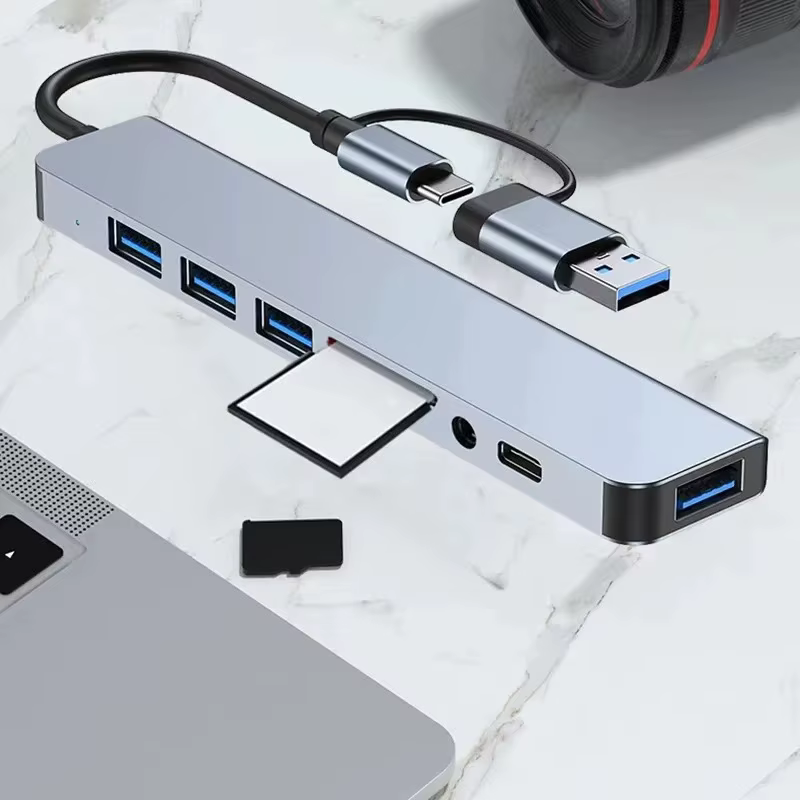 Hub USB Type-C 8 en 1 avec lecteur de carte Splitter USB 3.0 2.0 SD/TF