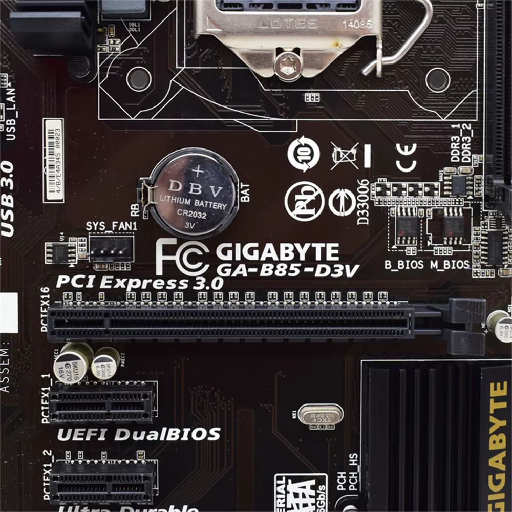 Gigabyte GA-B85-D3V LGA 1150 Prise en charge de la carte mère Core i7-4790K i7-4770K i5-4690K i5-4670K CPU 2 × DDR3 DIMM 16G VGA DVI ATX