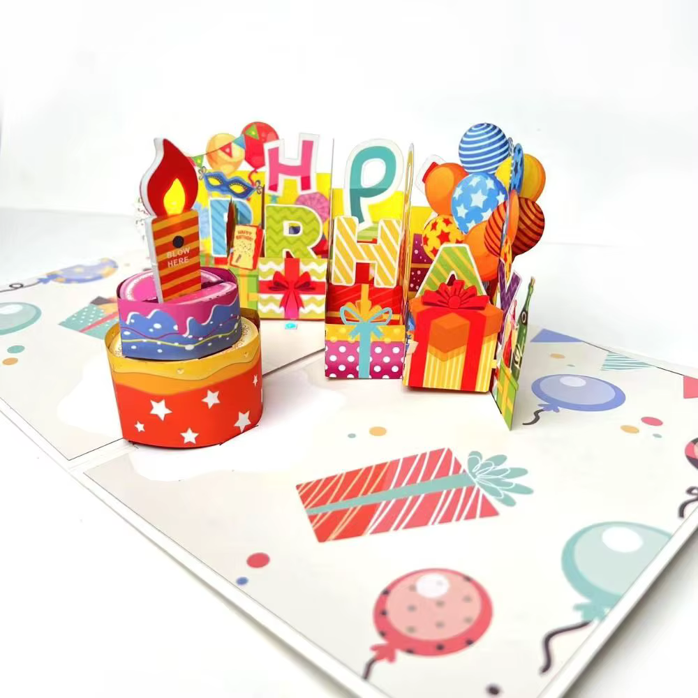 Carte de vœux musicale et lumineuse Joyeux Anniversaire à effet de découpe de papier creux, carte pop-up 3D créative avec bougie LED soufflable
