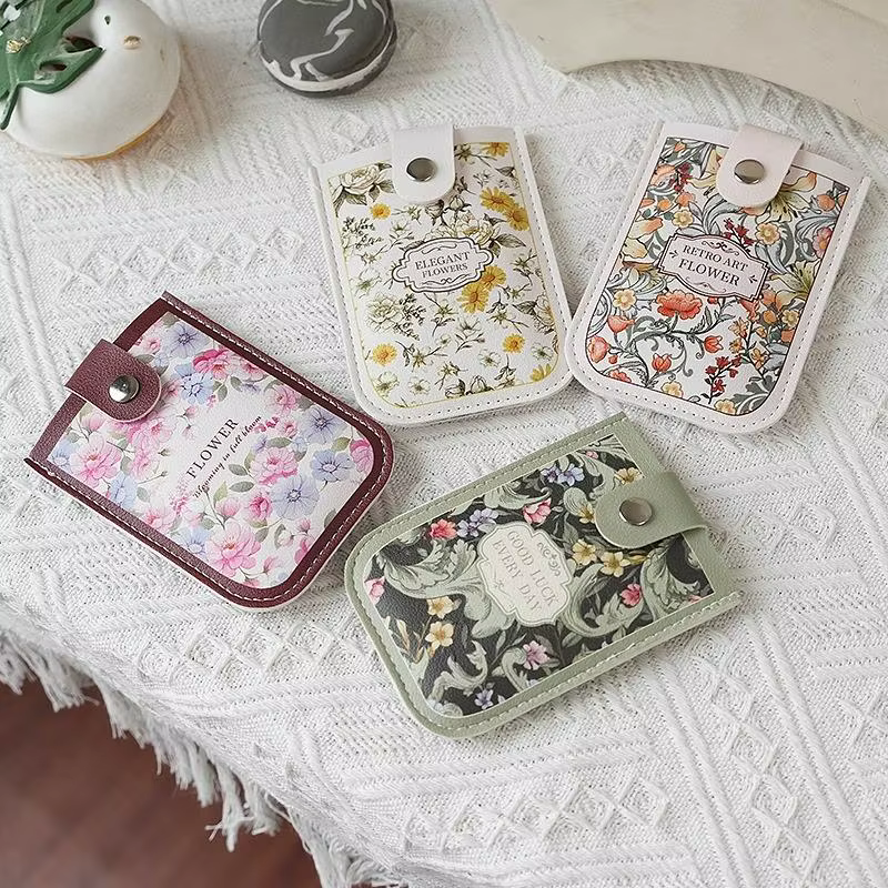 Porte-cartes portable adorable avec plusieurs emplacements pour cartes - Organisateur de cartes d'identité, de cartes bancaires et de cartes de bus pour femmes
