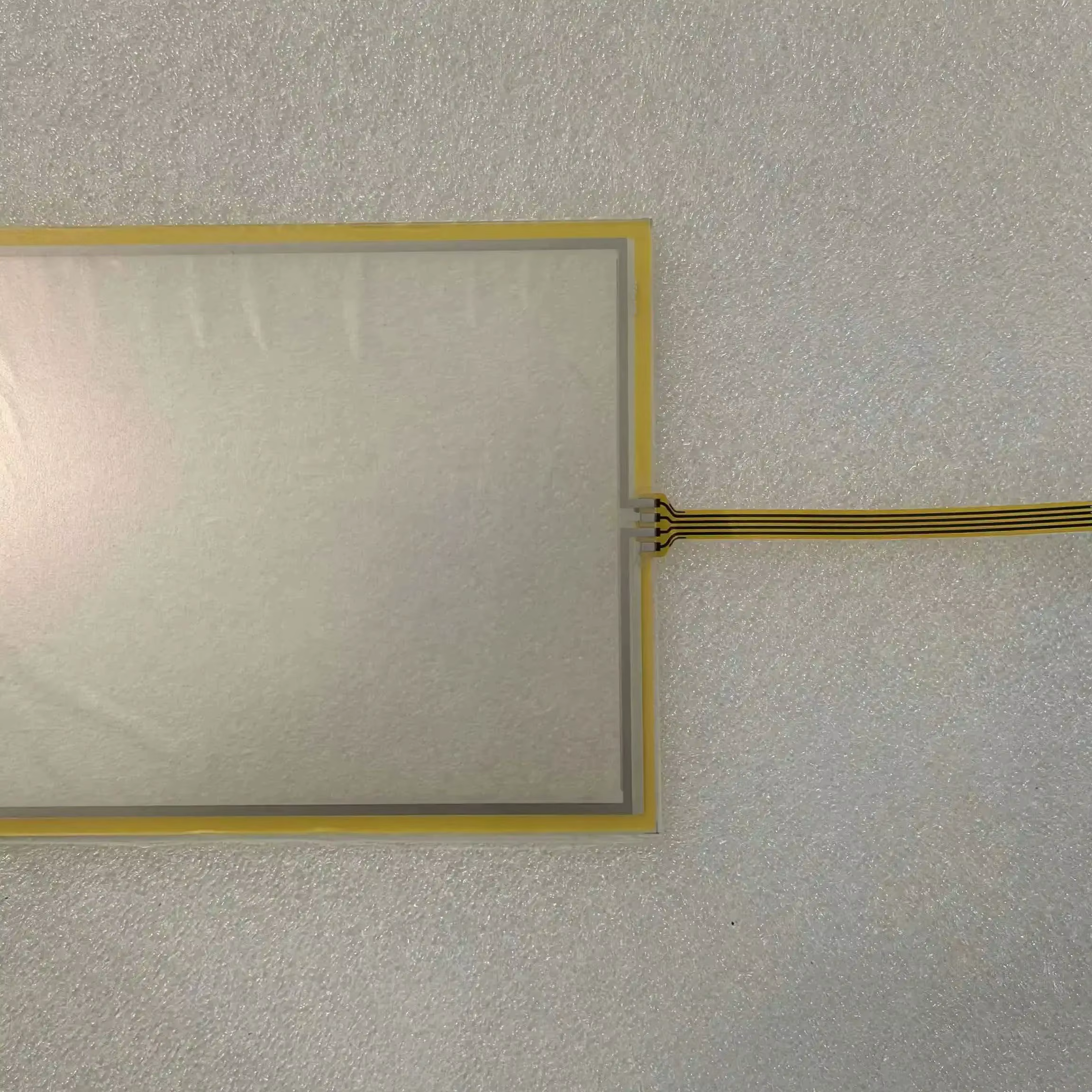 Écran tactile 132mm * 105mm pour AMT9532 91-09532-00A écran tactile résistif 5.7 pouces AMT 9532 tactile