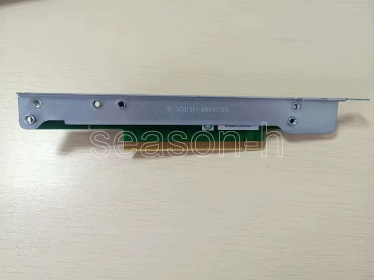 Carte PCI-E X 16 RISER 1U, RSC-RR1U-E16