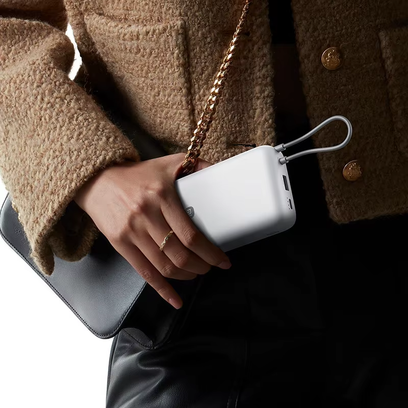 Batterie externe Xiaomi avec câble intégré 20000mAh 22.5W PB2020MI USB-C, charge rapide bidirectionnelle, portable, pour iPhone 15 16 Xiaomi