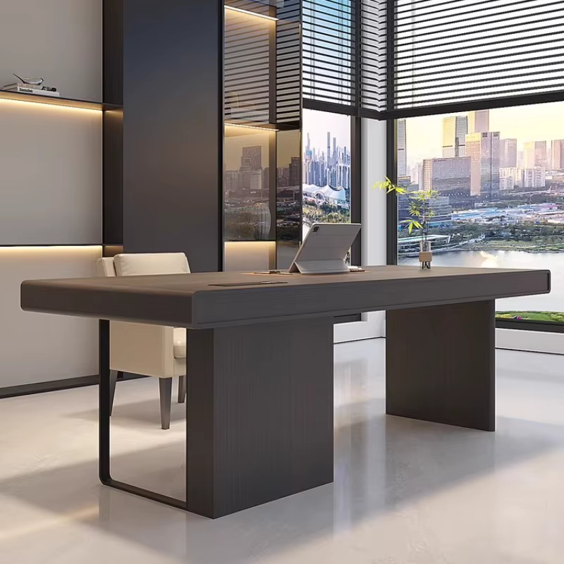 Bureau ergonomique spacieux