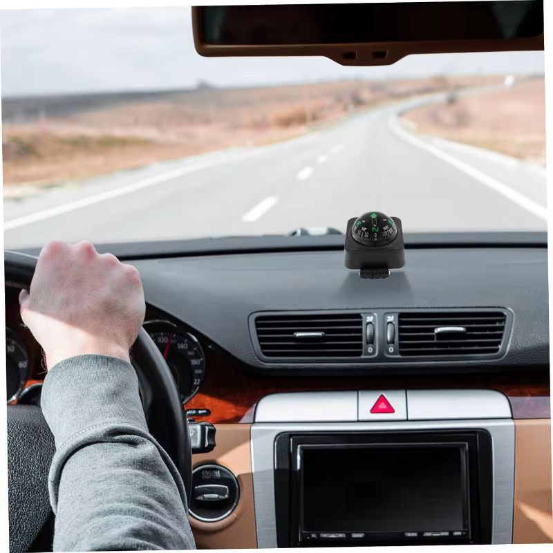Boussole pour voiture, boussole de tableau de bord avec angle réglable, boussole de voiture facile à installer pour les voyages et le camping